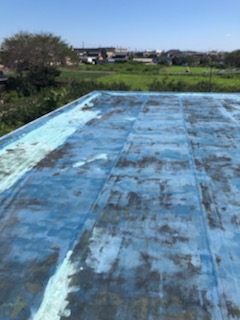 岐阜市で雨漏り発生、原因は屋上防水の劣化でした